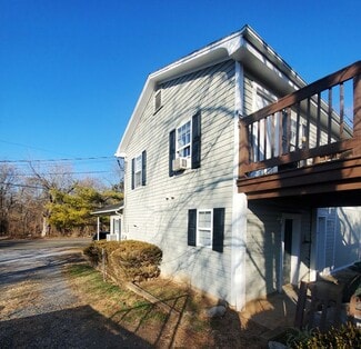 36 Zion Church Rd, Front Royal, VA 22630