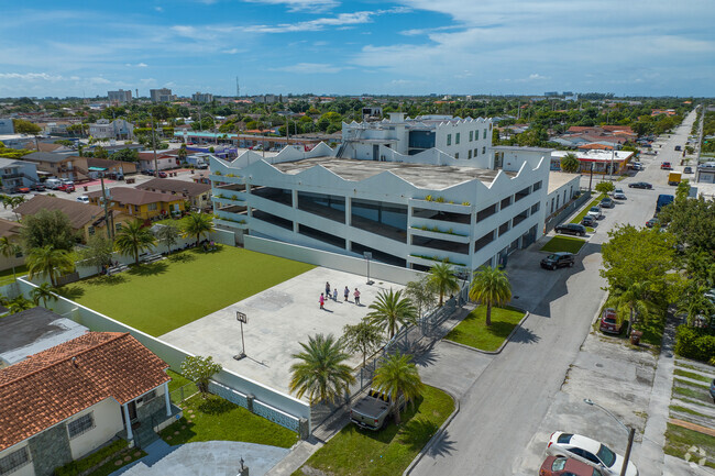 Masters Preparatory School is conveniently located in Hialeah Acres.