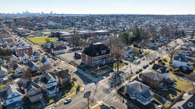 Franklin Elementary is a highly rated school in Lyndhurst, NJ.