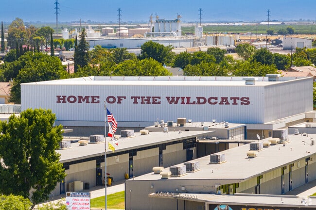 John Muir Middle School is the proud home of the wildcats.