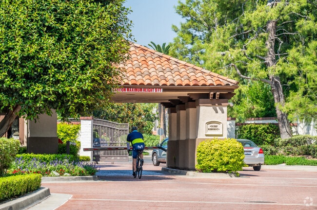 Tustin Ranch offers a variety of gated communities for residents seeking privacy.