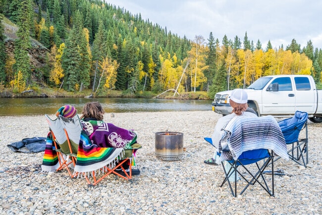 The Salcha River State Recreation Site has camping areas with scenic river views.