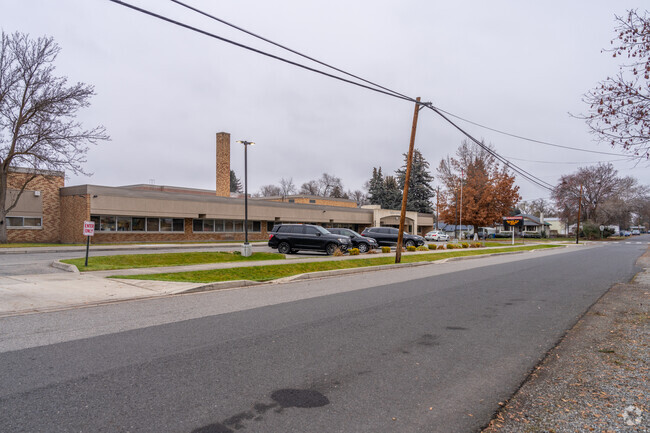 Orchard Center Elementary is located near the local high school.
