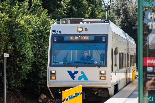 The VTA is a fast way to get around the Silicon Valley especially in the Whisman area.