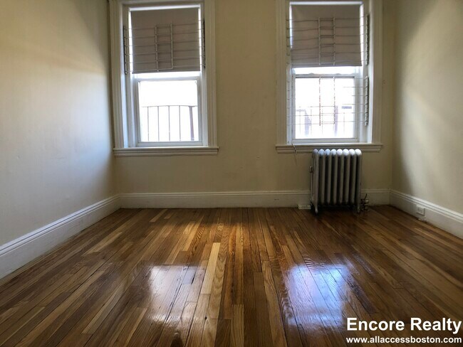 1185 Boylston St unit 9, Boston, MA 02215 - photo 6