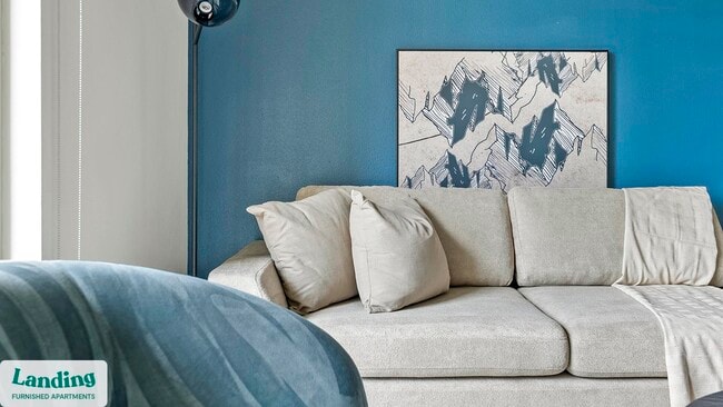 1900 Airport Commerce Dr unit 1112, Austin, TX 78741 - photo 3