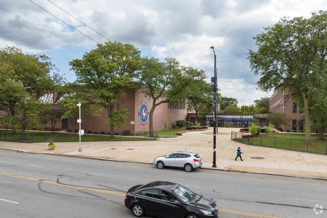 Curie Metropolitan High School has an overall C score according to Niche in West Elsdon.