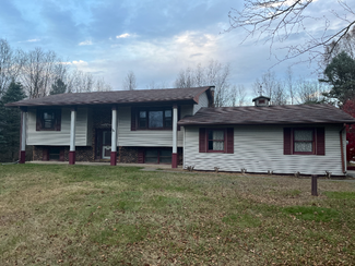 16711 E Cd Ave, Augusta, MI 49012