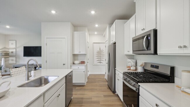 114 River Ridge Dr unit 36201190, Moon Township, PA 15108 - photo 3