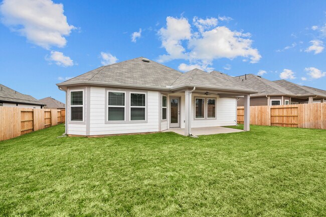 107 Rogerdale River Dr unit 36490122, Magnolia, TX 77354 - photo 3