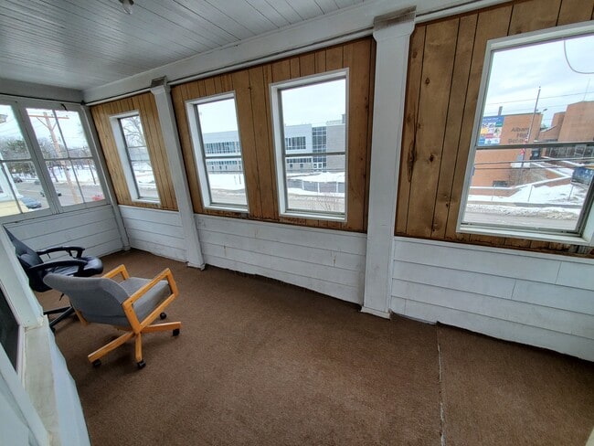 669 Washington Ave unit 3, Albany, NY 12206 - photo 5