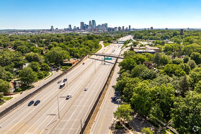 Cedar Isles Dean has convenient access to Highway 100 and Interstate 394.