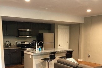 417 Locust St Unit 2, Marshall, MI 49068