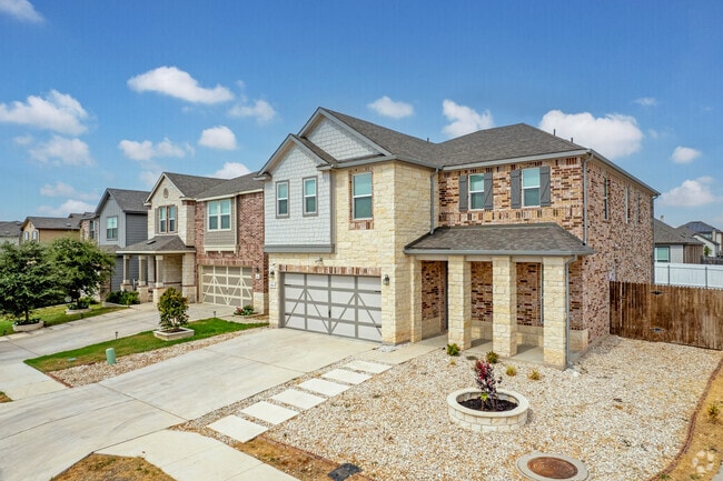 Sundance Crossing in Garfield has many beautifully, custom-styled homes to fit you family.