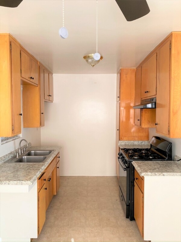 638 Silverwood Ave unit 3, Upland, CA 91786 - photo 6