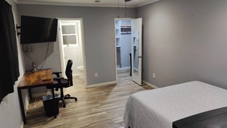 9635 Beverly Hill St, Houston, TX 77063