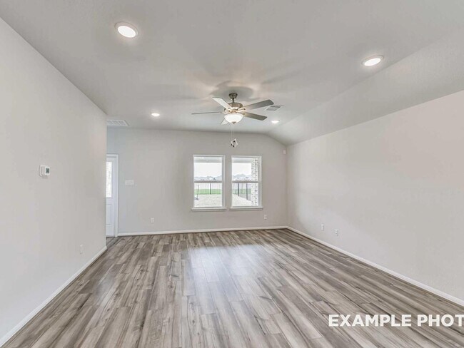 602 San Marcos Trail unit 36493601, Dayton, TX 77535 - photo 5