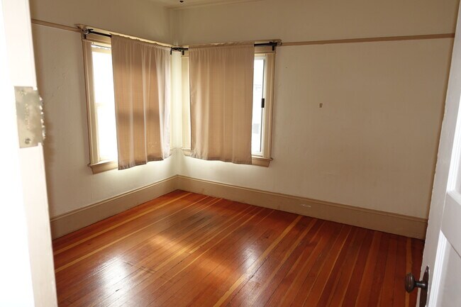 2339 Blake St unit 1, Berkeley, CA 94704 - photo 4