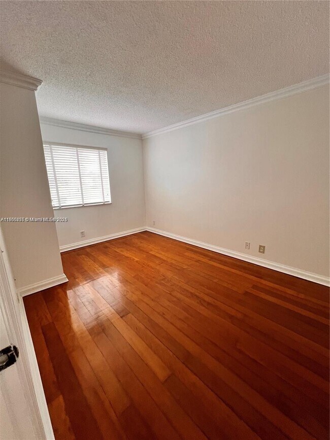 11281 SW 18th Ct, Miramar, FL 33025 - photo 3