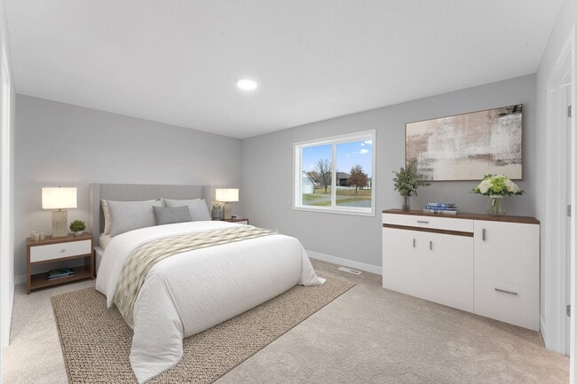 1335 Compton Ave, River Falls, WI 54022 - photo 5