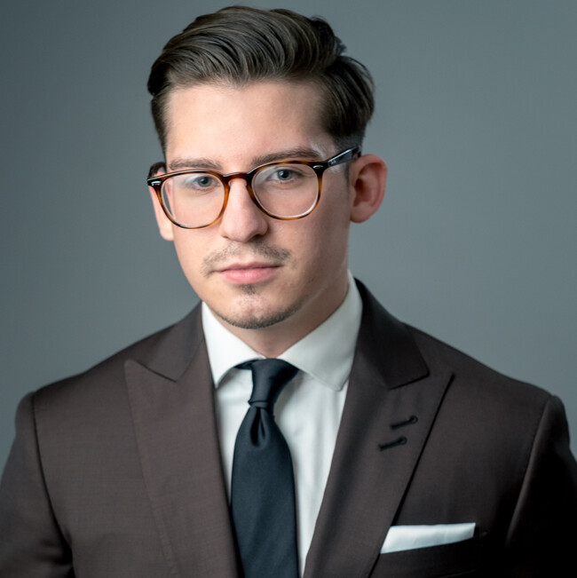 Agent Photo