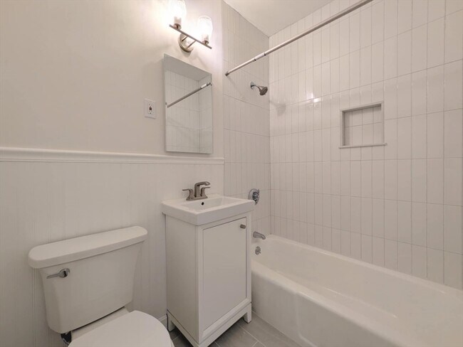 11 Cazenove St unit 2, Boston, MA 02116 - photo 6
