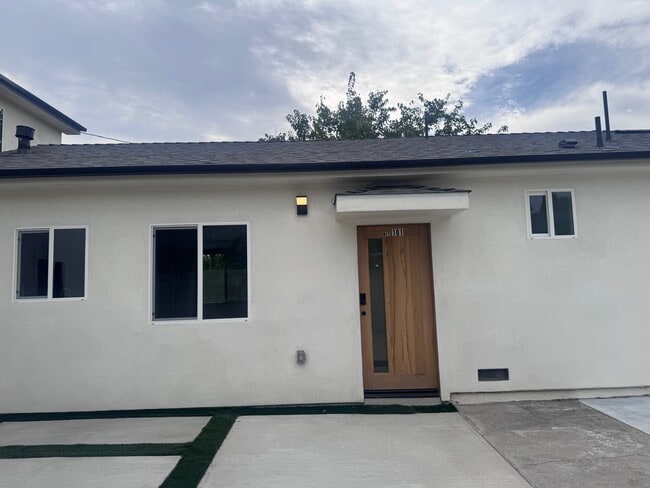 2320 N Naomi St unit 101, Burbank, CA 91504 - photo 7