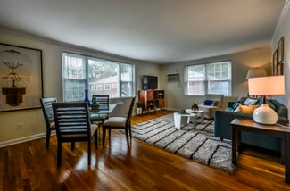 31 Captain Parker Arms Unit 2, Lexington, MA 02421