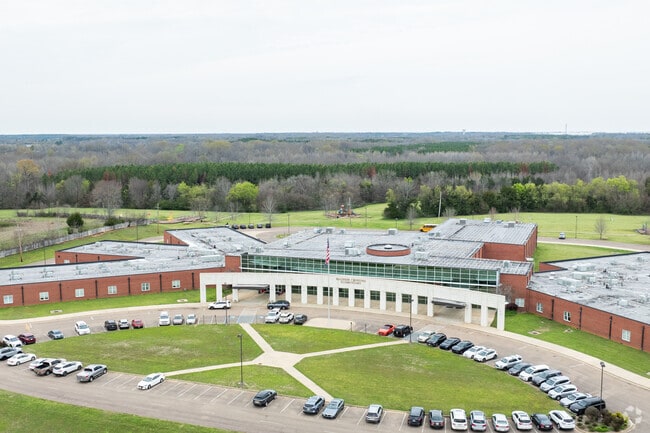 Madison Crossing Elementary serves students in K through 5th grade.