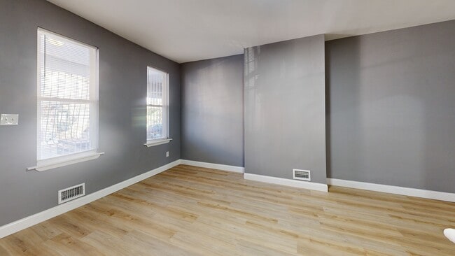 906 N 4th St, Camden, NJ 08102 - photo 3