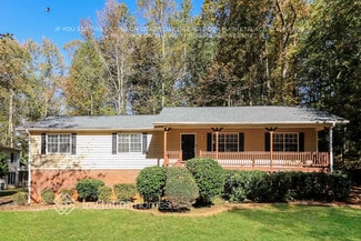 3345 Holliglen Dr, Marietta, GA 30062