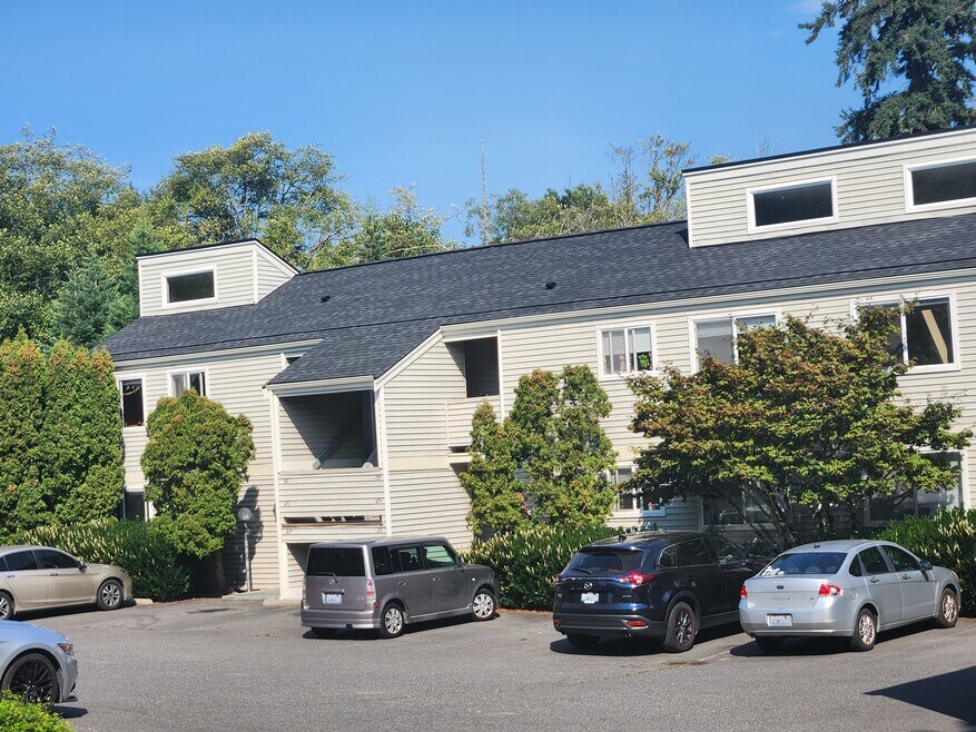 Heather Ridge, 2 Bedrooms, 1 Bathroom Apartments for Rent!, Bellingham, WA 98225 - photo 1