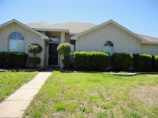 432 Round Rock Rd, Cedar Hill, TX 75104