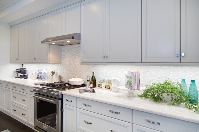 2008 Thatcher Way, Fort Mill, SC 29715 - photo 4