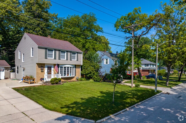 Colonial homes can be found throughout the Wedgewood neighborhood.