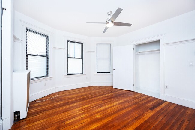 121 Browne St unit 3, Brookline, MA 02446 - photo 6