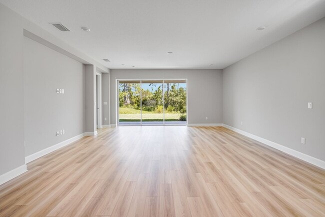 1702 Trailhead Ln, Zephyrhills, FL 33543 - photo 3