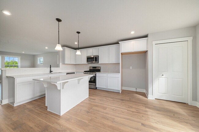 47449 Silver Oaks W unit 36449145, Mattawan, MI 49071 - photo 7