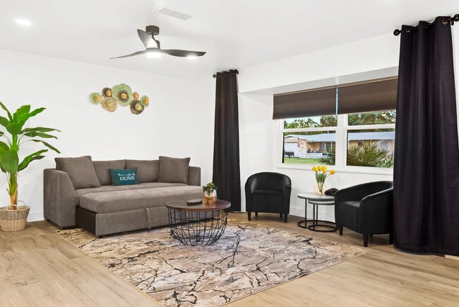 1311 Cypress Ave unit ID1346495P, Venice, FL 34285 - photo 2