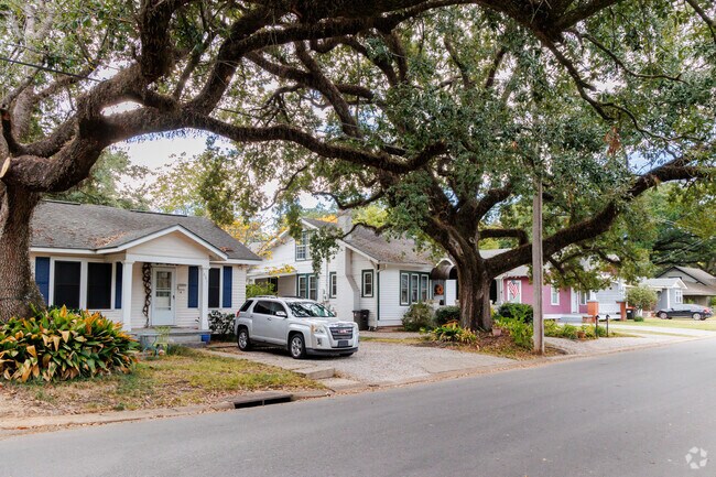 Saints Streets preserves the charm of Lafayette’s early historic homes.