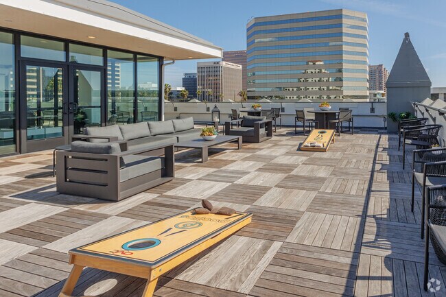 Rooftop Lounge
