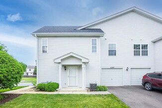 2583 Dickens Ct, Aurora, IL 60503