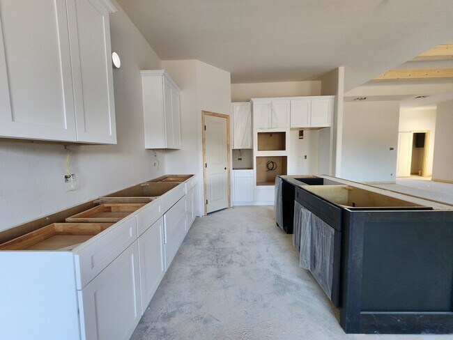 819 Eagle Cross Cove, Salado, TX 76571 - photo 5