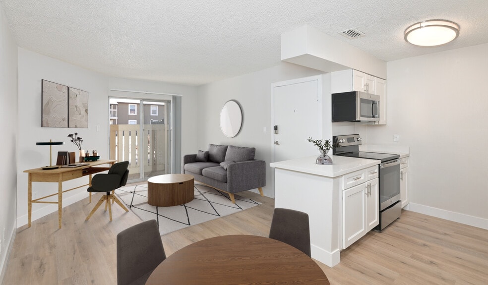 Creekside, Denver, CO 80246 - photo 1