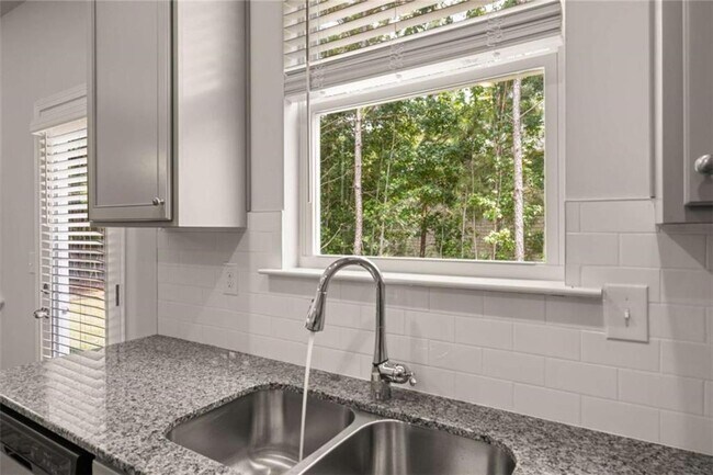 2707 Riverpine Trail SW, Atlanta, GA 30331 - photo 2