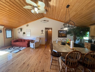 7384 S Susquehanna Trail, Port Trevorton, PA 17864