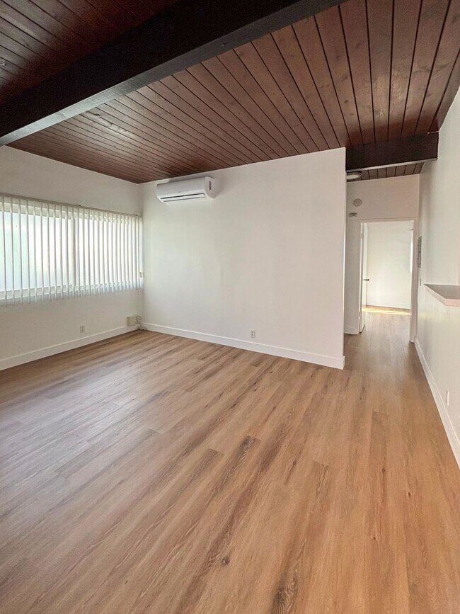 116 N Helberta Ave, Redondo Beach, CA 90277 - photo 3