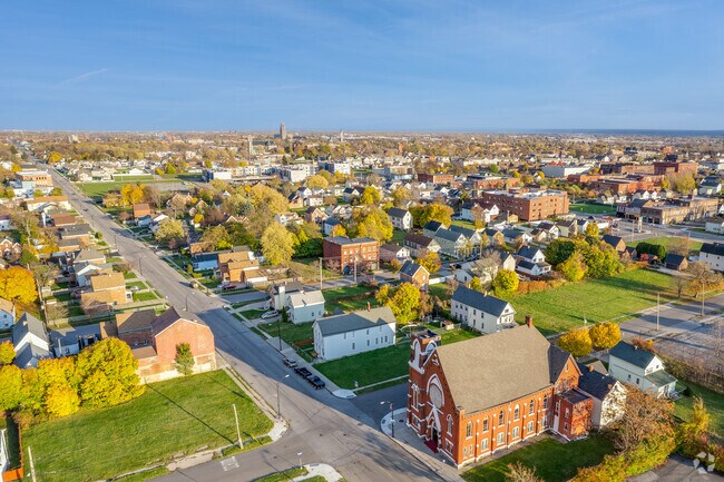 Willert Park is a highly sought-after neighborhood with a strong sense of community.