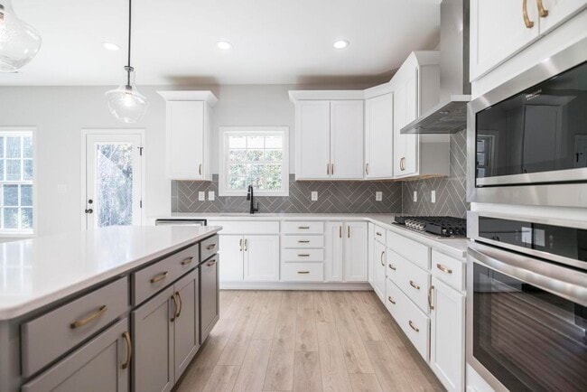 223 Meadows Ln, Bonaire, GA 31005 - photo 3