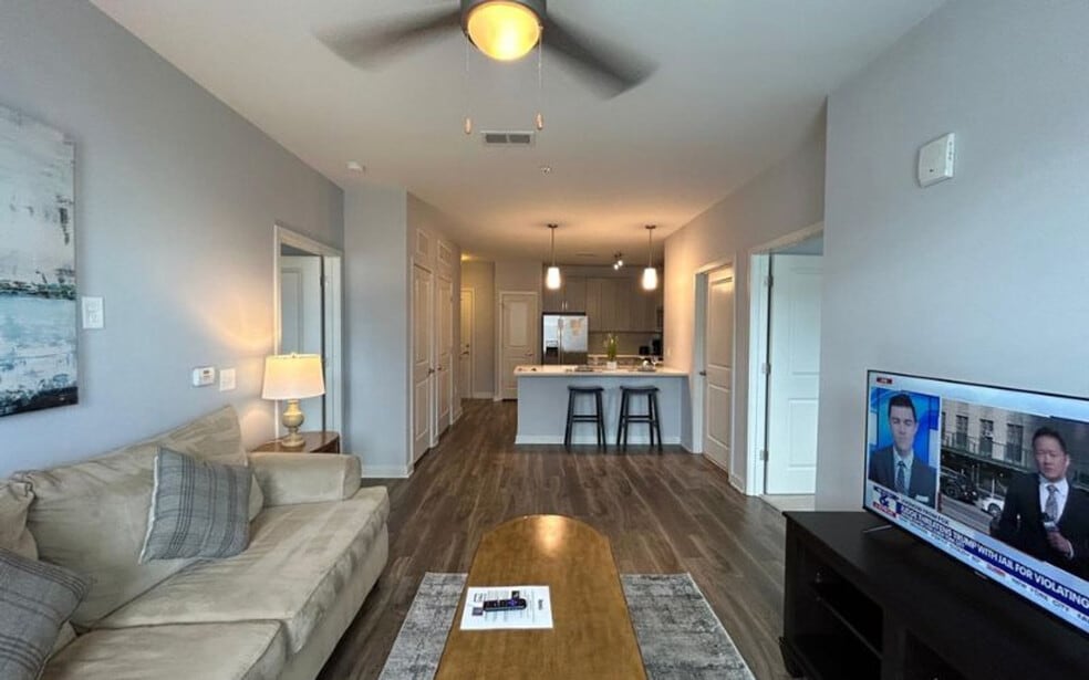 220 Sandy Springs Cir unit ID1359736P, Atlanta, GA 30328 - photo 1